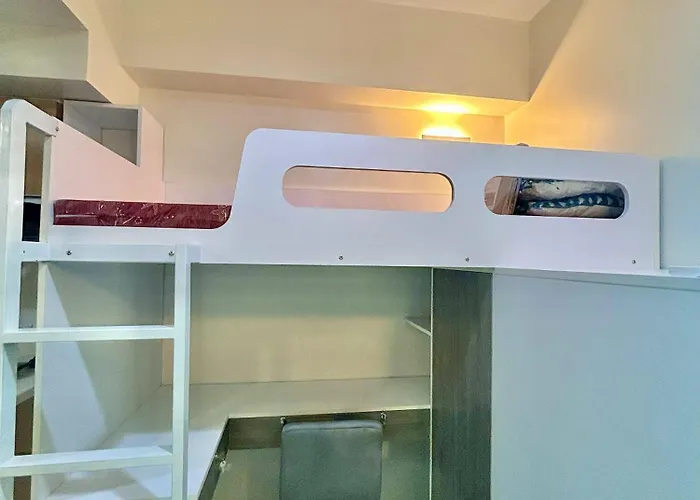 Dorm With View - Loft Bed Manila