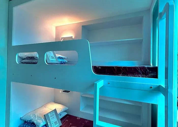 Hostel Dorm With View - Loft Bed