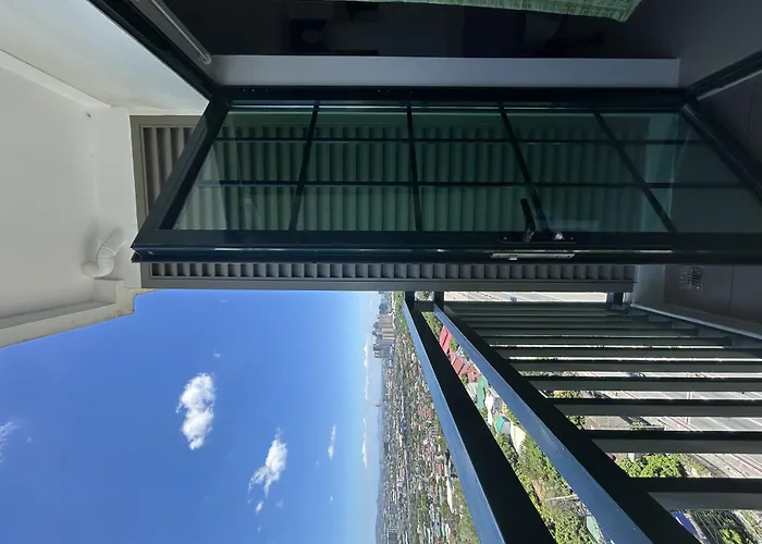 Dorm With View - Loft Bed *